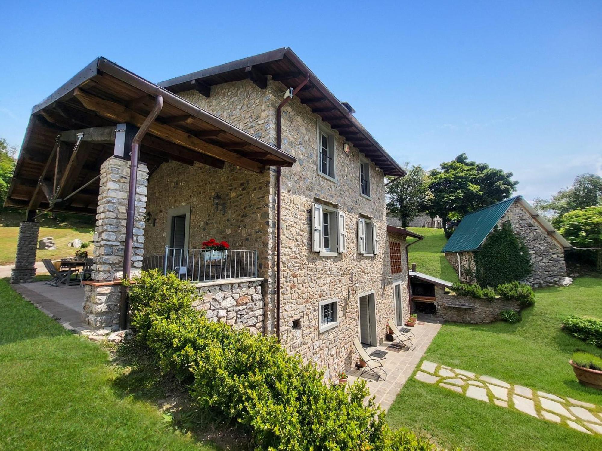 Il Pradicciolo Agriturismo Castelnuovo di Garfagnana Kültér fotó